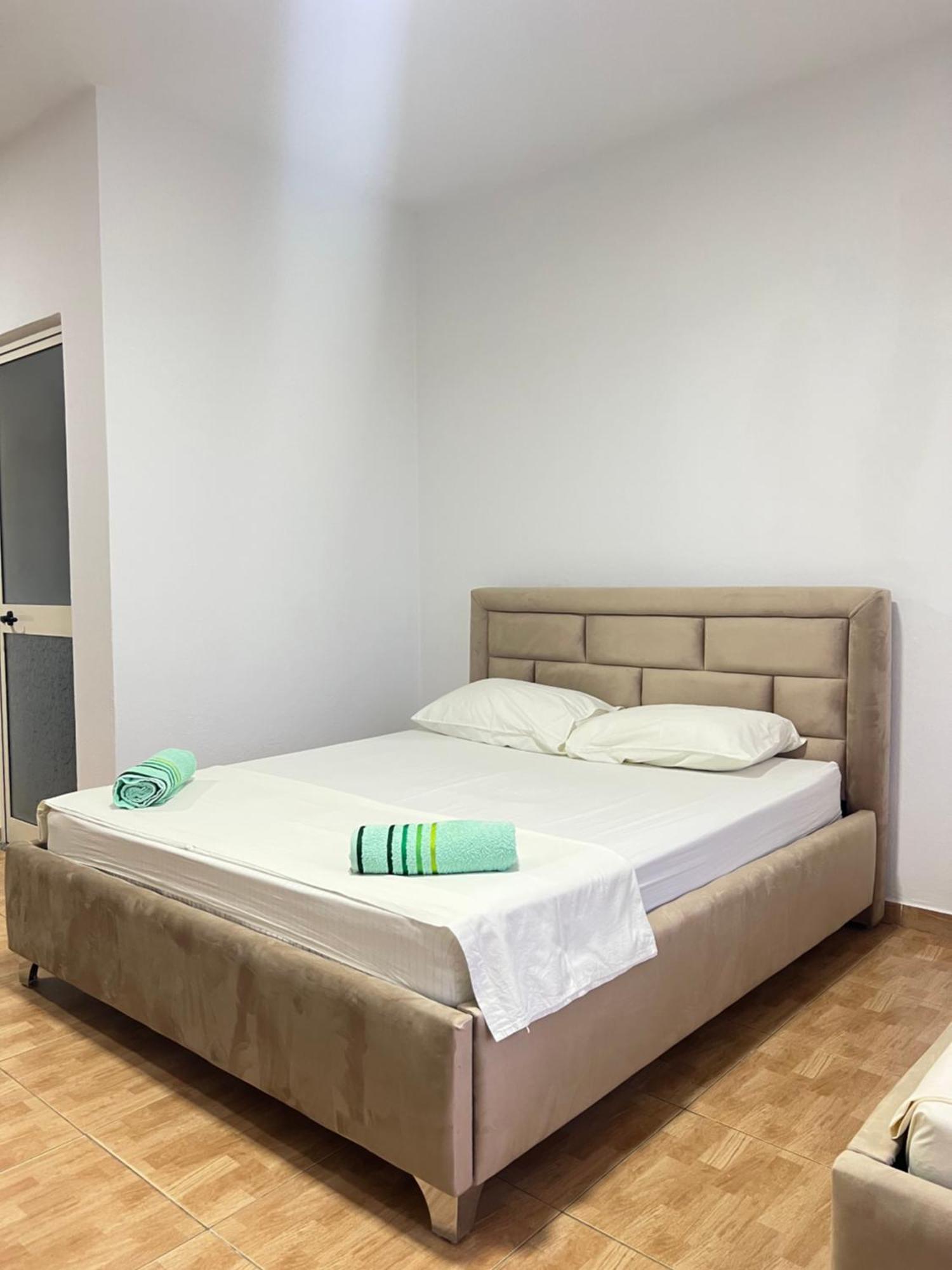 Guesthouse Cami Durrës Kültér fotó